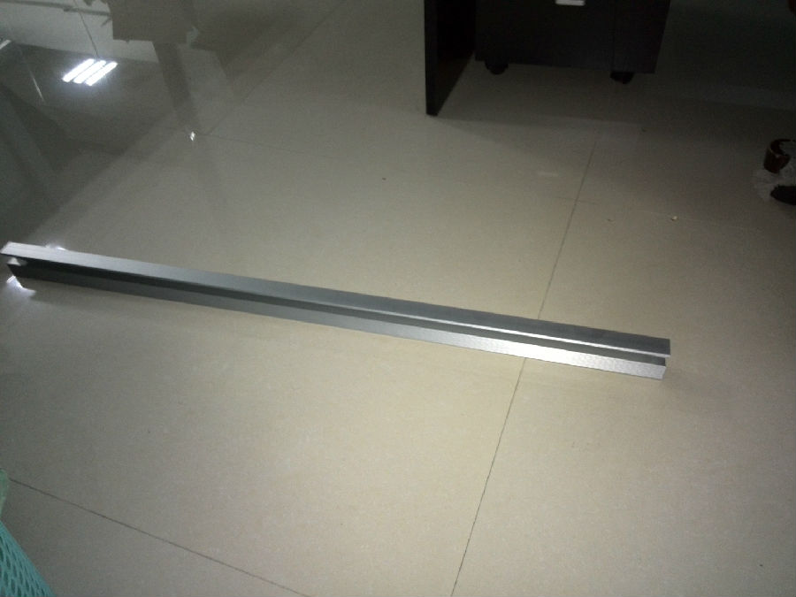 Guide rail 1.jpg